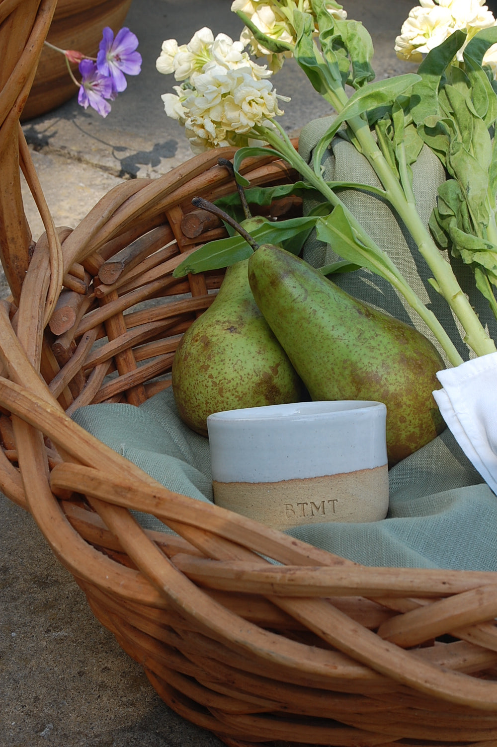 Eco-Soy Ceramic Candle - English Garden