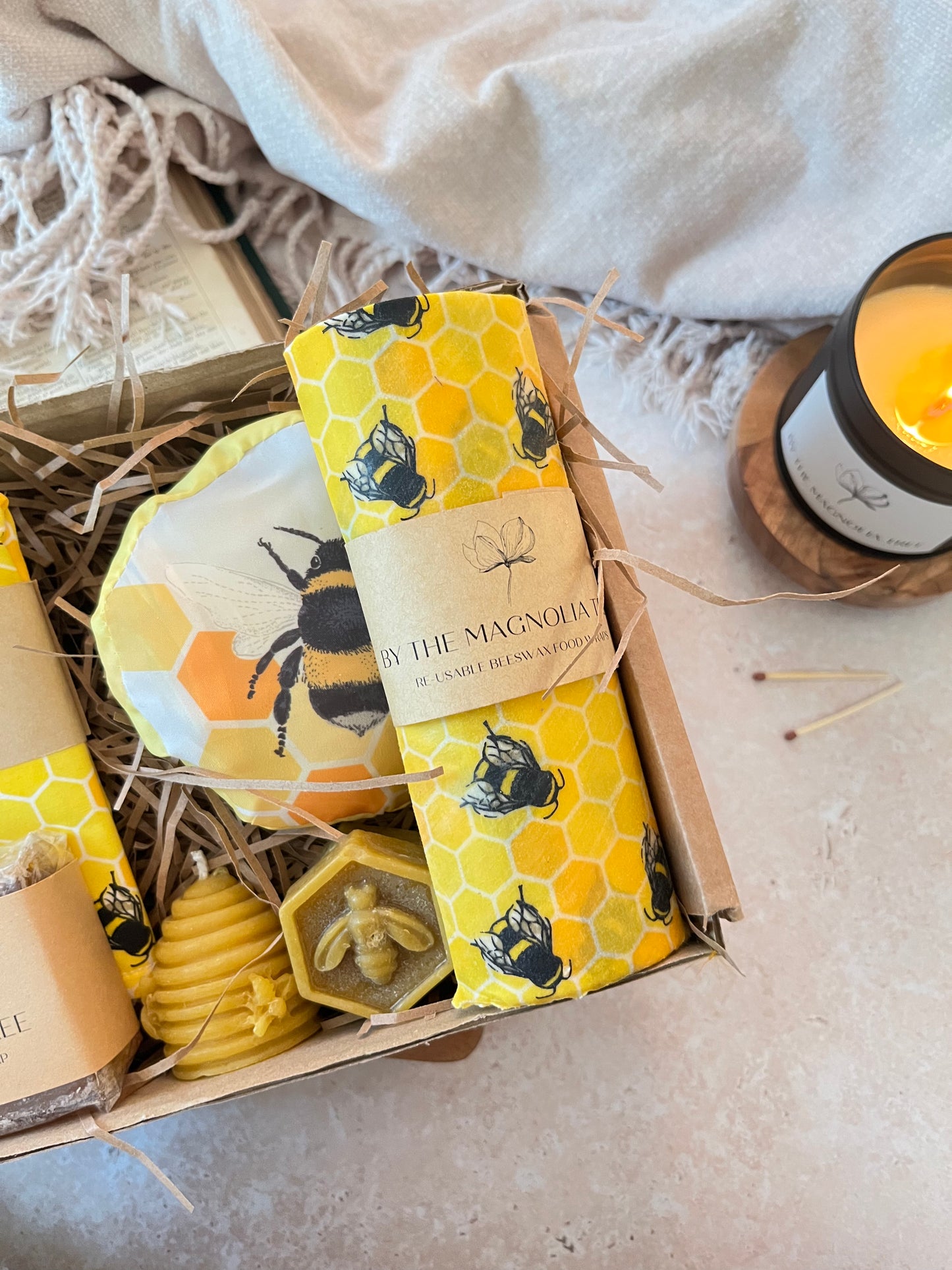 Re-usable Beeswax Wraps - Bee Print